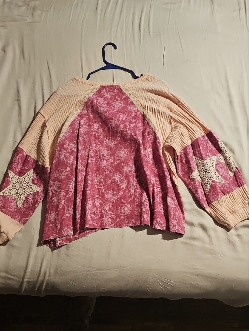 POL Pink Patchwork V-Neck Tunic with Cream Ribbed Sleeves - Picture 2 of 2